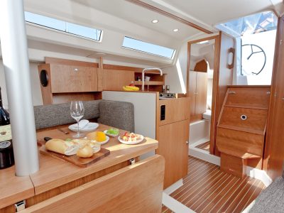 Segelbåt Interiör Hanse 315