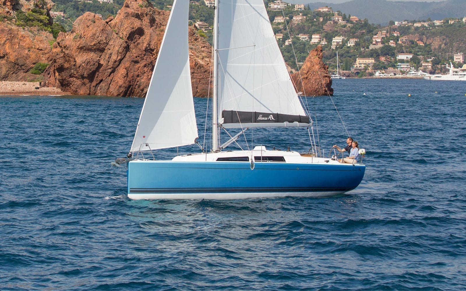Hanse 315 Standard Equipped With Light Interior.